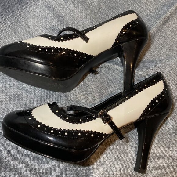 FUNTASMA Pleaser Brogue White Black Flapper Heels Shoes 10 - Picture 2 of 3